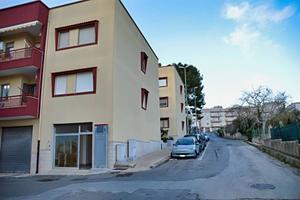 Box / Garage di 62 m² a Putignano