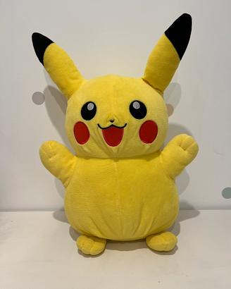 Peluche Pikachu