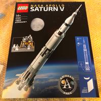 LEGO Nasa Apollo Saturn V 21309.
Sigilli