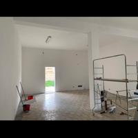 Magazzino con giardino