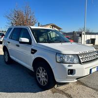 LAND ROVER Freelander 2.2 SD4 HSE