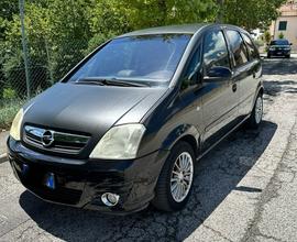 Opel Meriva 1.3 CDTI COSMO (OK NEOPATENTATI)