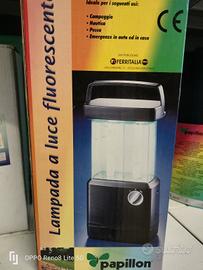 lampada a luce fluorescente 