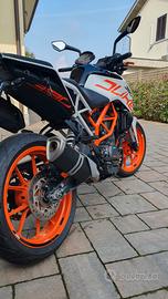 ktm duke 390