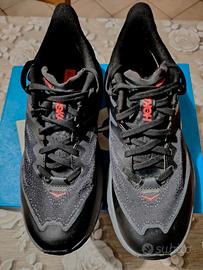 scarpe  Hoka 