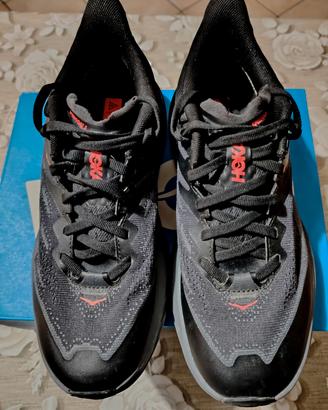 scarpe  Hoka 