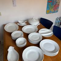 Piatti vecchio ginori bianco