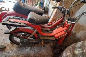 coppia di motorini d'epoca 