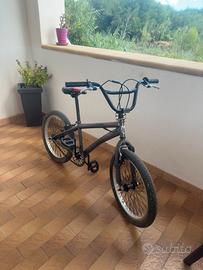 Bici BMX 20 pollici per ragazzi