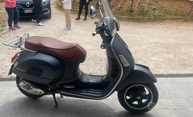 Piaggio Vespa gts 300