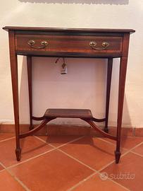 Tavolino inglese in mogano 1800