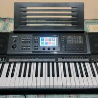 Tastiera Synth Casio con touchscreen 