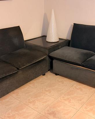 2 divani con pouf
