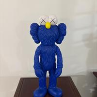 Kaws bff BLU