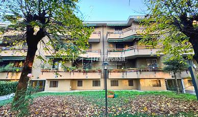 TRE LOCALI CON BOX DOPPIO - MINI PALAZZINA