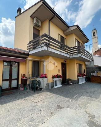 CASA INDIPENDENTE A CASSOLNOVO