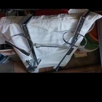 Accessori bagno in acciaio.