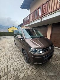 Volkswagen Caravelle 2.0 TDI 150 CV