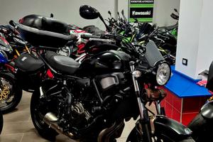 Yamaha XSR 700 FULL ACCESSORI E BORSE 9000KM
