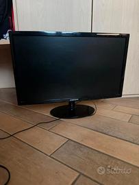 Monitor Samsung 24 pollici (S24D330)