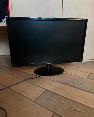 Monitor Samsung 24 pollici (S24D330)