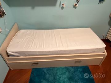 Letto singolo con secondo letto estraibile