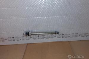 perno asse ruota posteriore Kawasaki z900 z 900