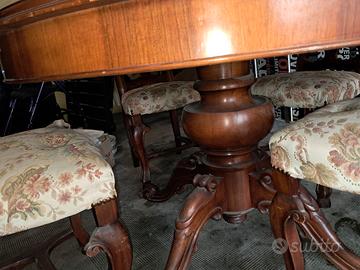 tavolo rotondo e 4 sedie