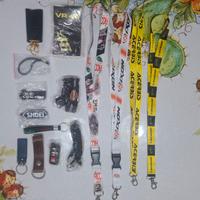 15 portachiavi quasi tutti moto e nuovi 