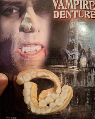 denti vampiro