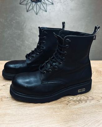 Anfibi CULT Bolt 3663 – i in pelle nera, taglia 44