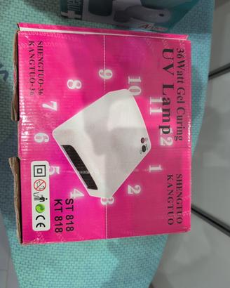 piastre capelli, vaporizzatore viso e lampada uv