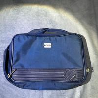 Borsa Delsey Blu – Eleganza e Funzionalità !