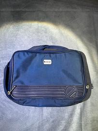 Borsa Delsey Blu – Eleganza e Funzionalità !