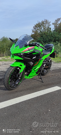 Kawasaki ninja 500 SE