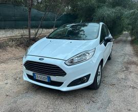 Ford Fiesta 1.5 TDCi 75 CV BLACK & WHITE EDITION