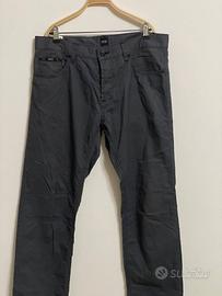 pantaloni hugo boss uomo taglia M