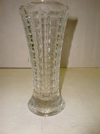 Vaso vetro con lavorazione