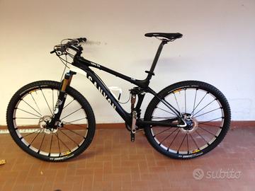 MTB FULL CARBON CANYON LUX CF 29" BIAMMORTIZZATA