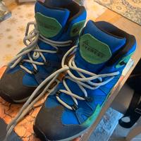 Scarpe da trekking n. 34