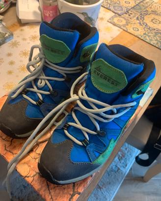 Scarpe da trekking n. 34