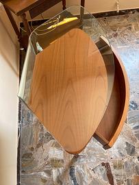 Tavolino da ingresso, usato, ma tenuto molto bene.