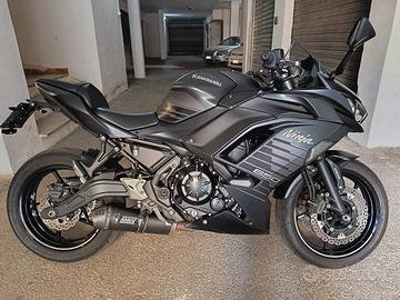 KAWASAKI NINJA 650 Carbon Black '25  GARANZIA UFF.