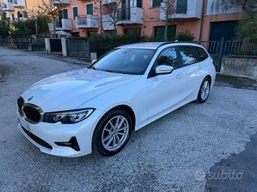 Bmw 318d Touring Business Advantage aut. IVA ESPOS