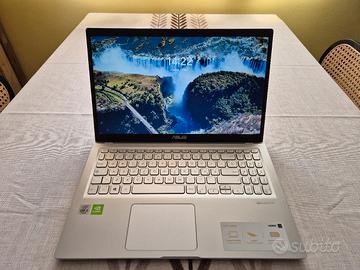 Asus Laptop Intel Core i5 SSD 500 e 20 Gb