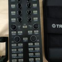 Traktor Kontrol X1 - Native Instruments 