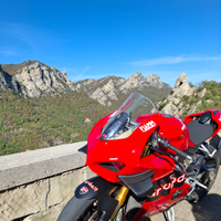 Ducati panigale v4s