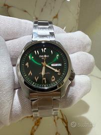 SEIKO 5 ARABIC DIAL GREEN WATCH SRPH49K1