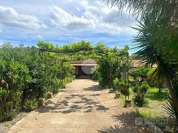 CASA INDIPENDENTE A MARACALAGONIS