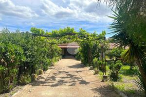 CASA INDIPENDENTE A MARACALAGONIS